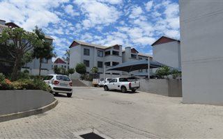 2 Bedroom Apartment in Honey Park