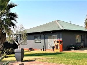 15.5 ha Farm in Tarlton