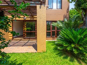 2 Bed Apartment in Douglasdale