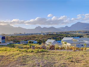 657 m² Land available in Welgelegen Estate