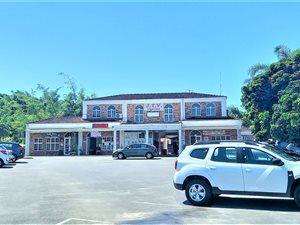 873 m² Commercial space in Umtentweni