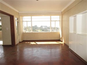 3 Bed Apartment in Fairway