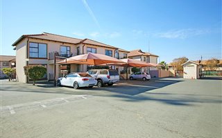 3 Bedroom Apartment in Alberton