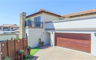 4 Bedroom Cluster in Glen Marais