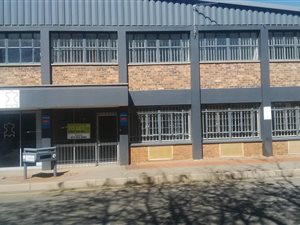 444 m² Commercial space in Benrose