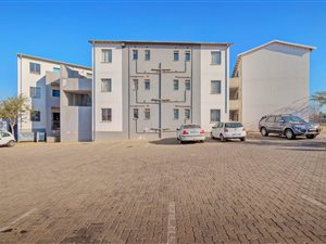 2 Bed Apartment in Fleurhof