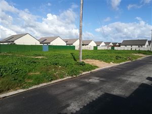 204 m² Land available in New Macassar Village