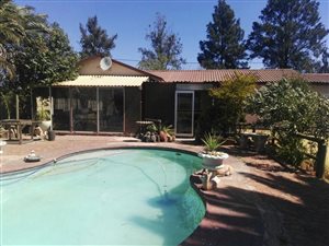 3 Bed House in Edelweiss