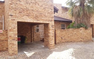 2 Bedroom Townhouse in Mayfield Park