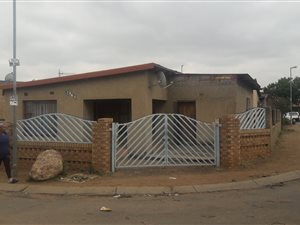 2 Bedroom House in Klipspruit