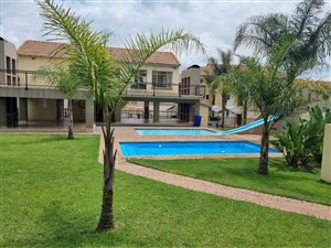 2 Bed Apartment in Paramount Estate