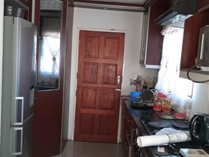 3 Bed House in Rosslyn