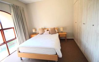 3 Bedroom House in Silver Lakes Golf Estate