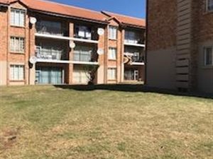 2 Bed Townhouse in Heuweloord