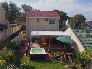 4 Bed House in Castlehill