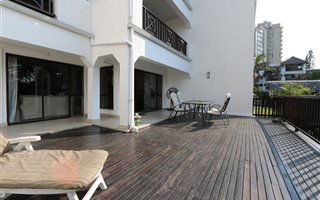 3 Bedroom Apartment in Compensation Beach