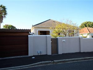 3 Bed House in Wynberg Upper