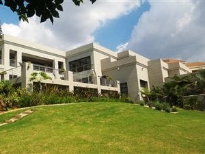 4 Bed House in Waterkloof Heights