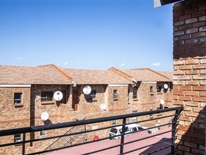 2 Bed Apartment in Naturena