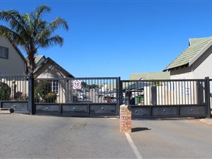 3 Bed Duplex in Bassonia