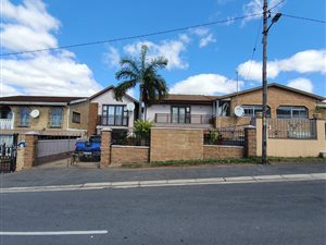 3 Bed House in Montford