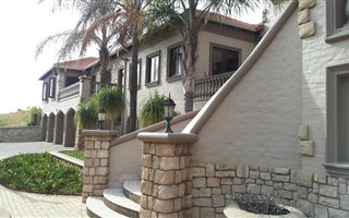17 ha Farm in Donkerhoek