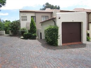 3 Bedroom Townhouse in Mondeor