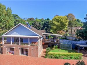 4 Bed House in Montrose