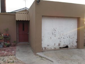 2 Bed House in Peerless Park