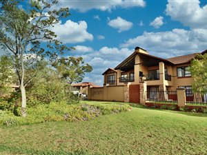 3 Bed House in Ebotse Estate