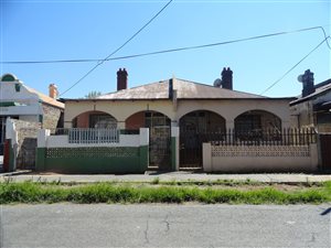 3 Bedroom House in Troyeville