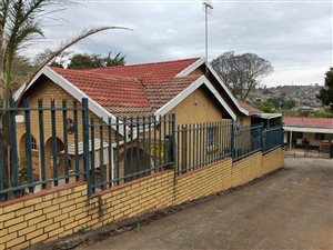 3 Bed House in Bombay Heights
