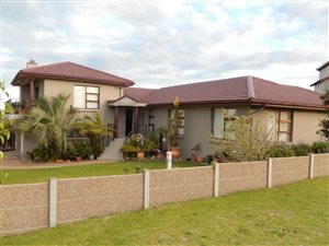5 Bed House in Menkenkop