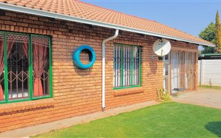3 Bedroom Apartment in Hesteapark