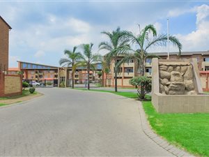 2 Bed Townhouse in Comet