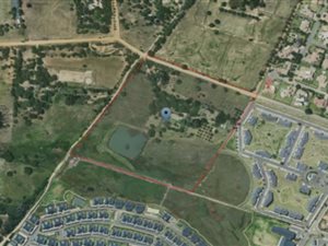 8.6 ha Farm in Blue Hills