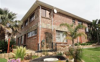 3 Bedroom House in Menkenkop