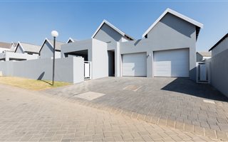 3 Bedroom Townhouse in North Riding