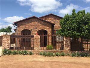 3 Bed House in Lethlabile