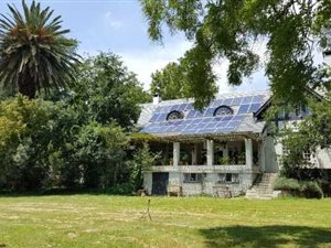 6 Bed House in Witkoppen