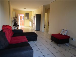2 Bed Apartment in Zwartkop
