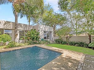 3 Bed House in Cedar Lakes
