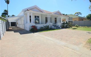 3 Bedroom House in Selborne