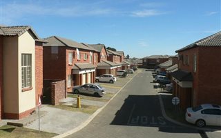 3 Bedroom House in Waterval East