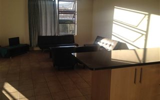 2 Bedroom Apartment in Zonnebloem