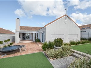 3 Bed House in Pinehurst