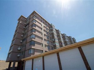 2 Bed Apartment in Warner Beach