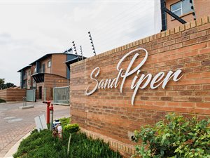 2 Bed Apartment in Montana Park