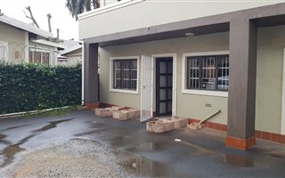 86 m² Commercial space in Overport