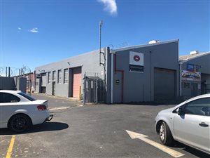 250 m² Industrial space in Wetton